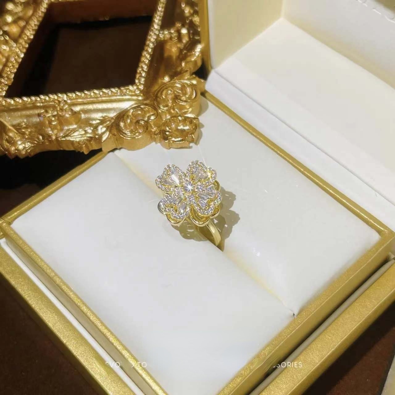 Sparkling Floral CZ Clover Ring - Halri