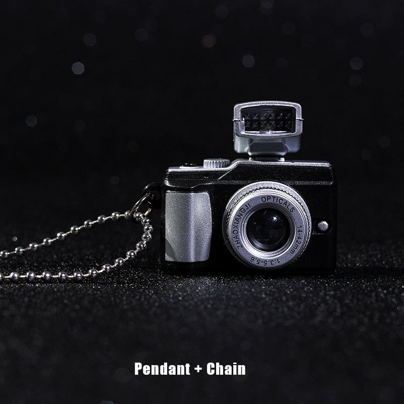 Collier pendentif rétro appareil photo