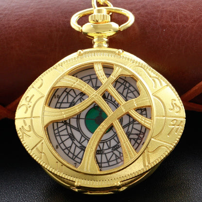 Pendentif montre de poche steampunk d'inspiration vintage 