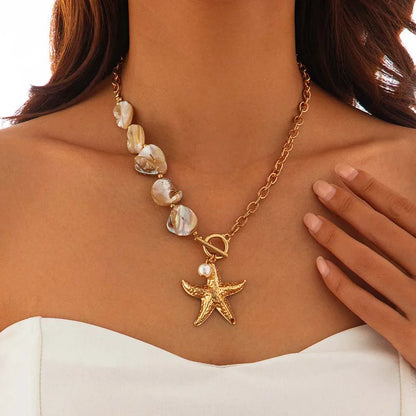 Ensemble de bijoux de plage en coquillages colorés