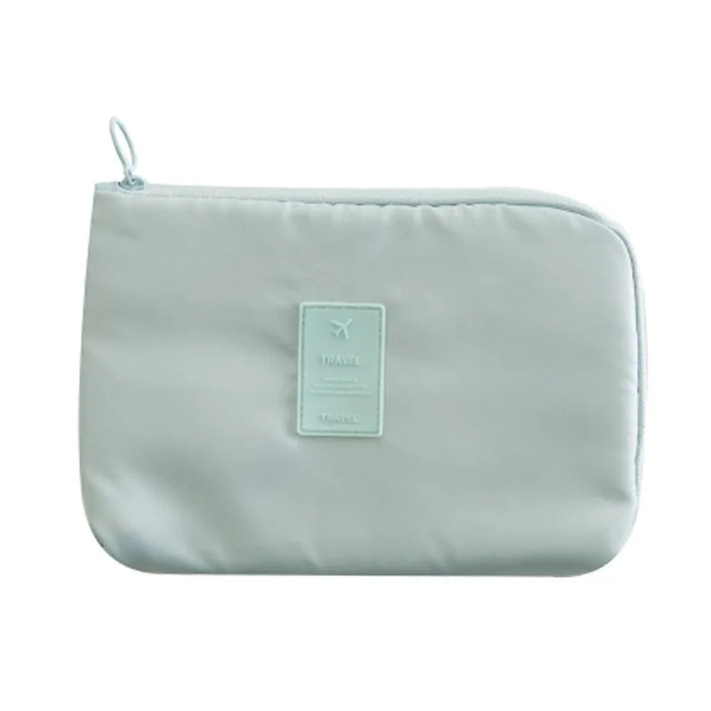 Pochette étanche pour appareils électroniques de voyage