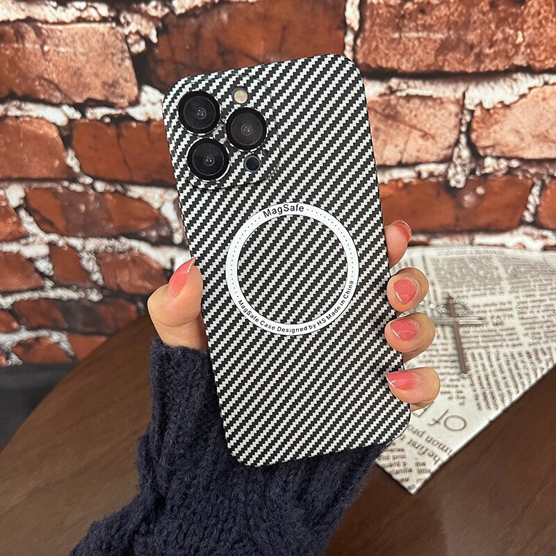 Coque MagSafe résistante et légère pour iPhone