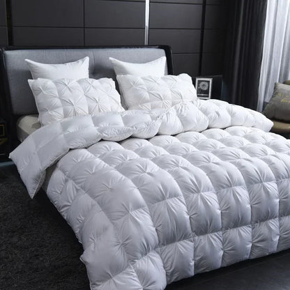 Couette en plumes douces de qualité supérieure