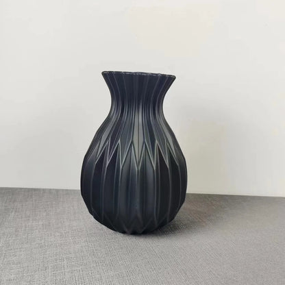Magnifique vase en verre à motif floral