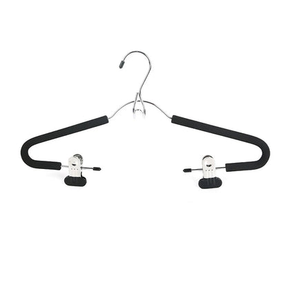Ensemble de cintres pliables et compacts pour placard