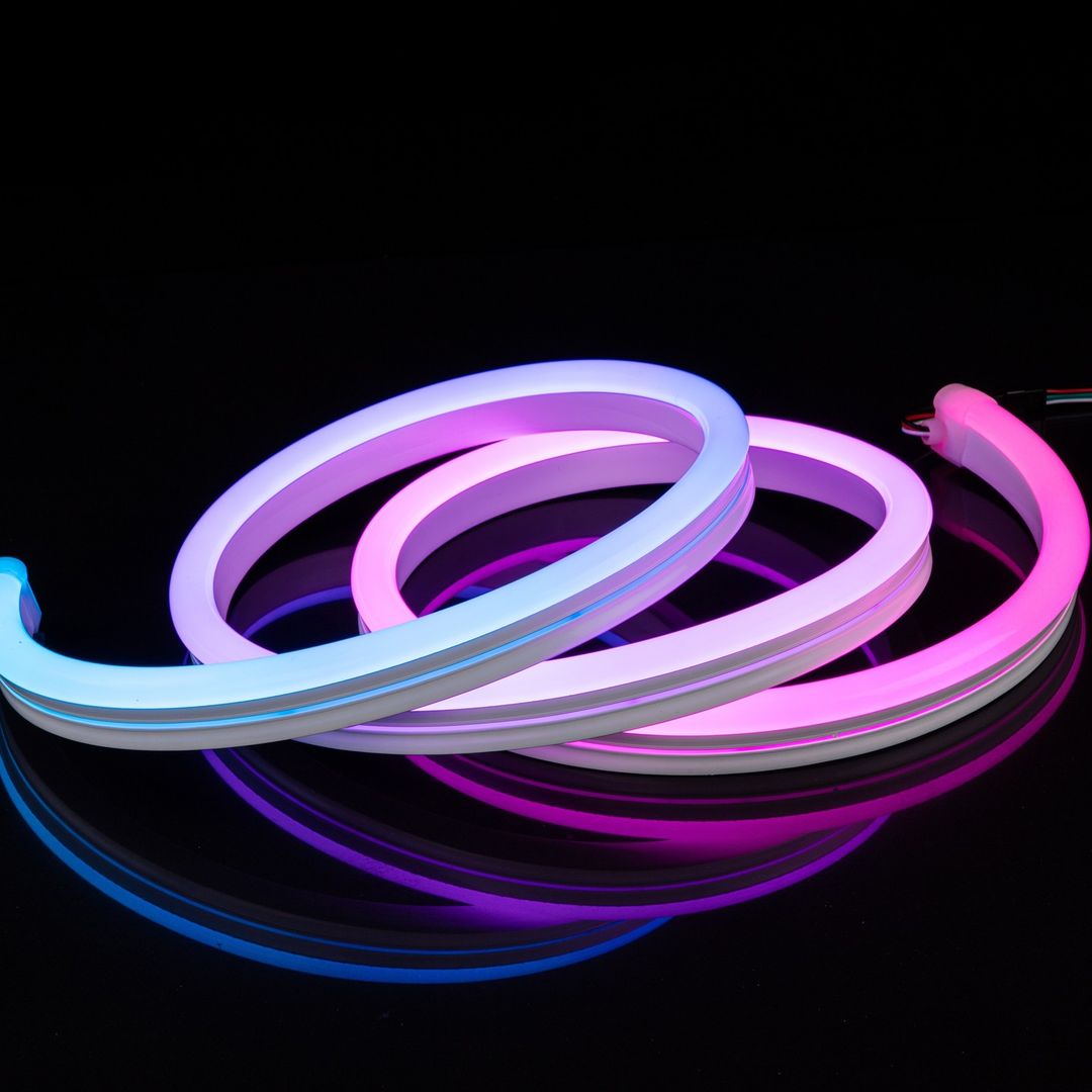 Bande lumineuse LED flexible et lumineuse