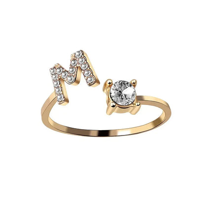Bague en diamant personnalisée avec initiale délicate