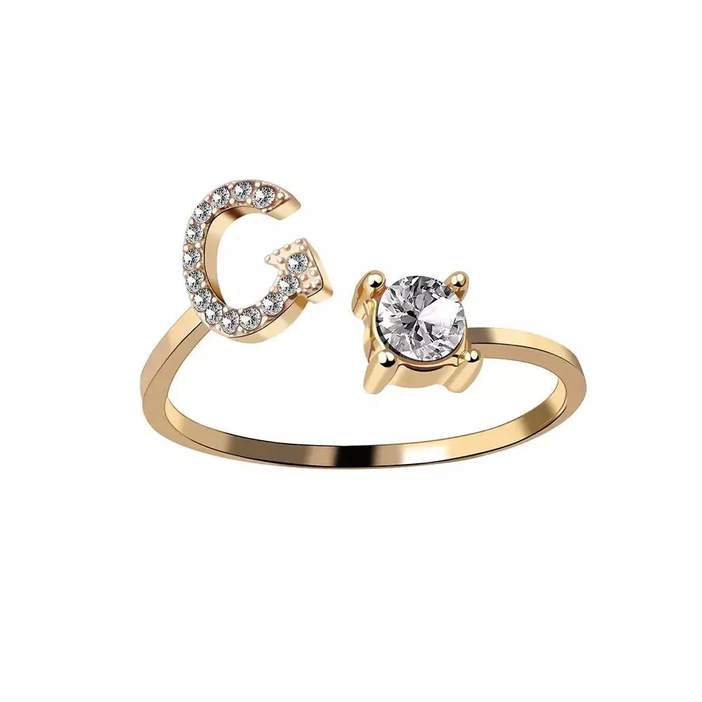 Bague en diamant personnalisée avec initiale délicate
