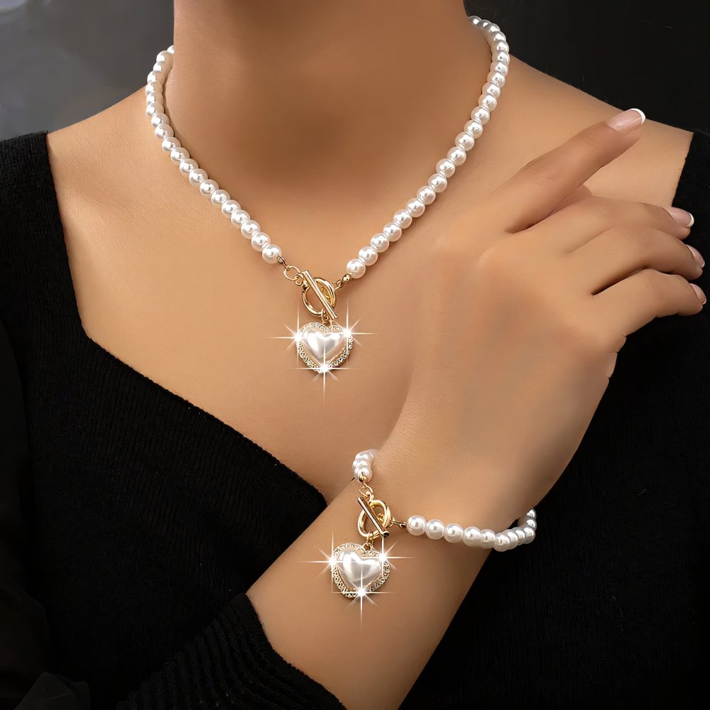 Ensemble bracelet et collier à breloques en forme de cœur perlé 