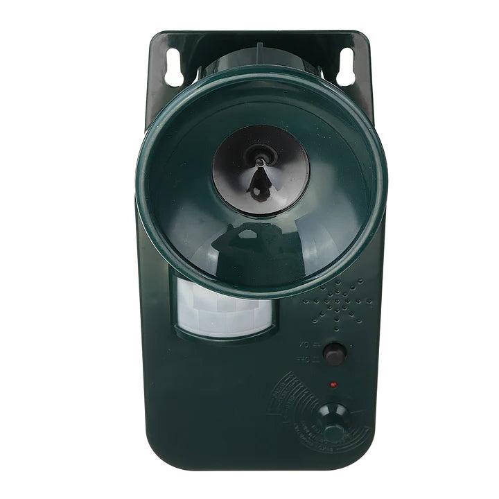 Effective Outdoor Animal Repeller Ultrasonic Pest Repellent Device