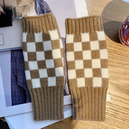 Cozy Touchscreen Winter Gloves - Halri