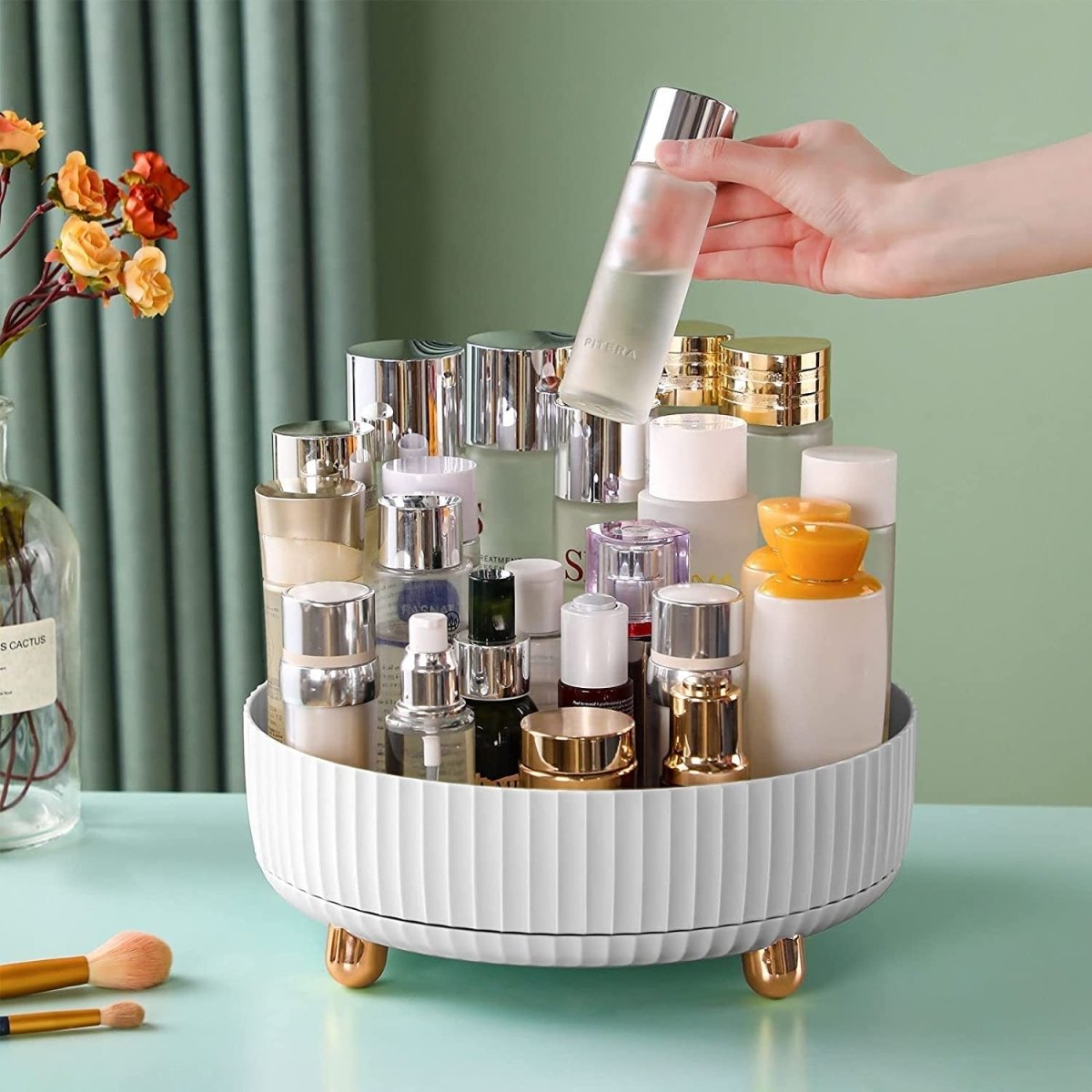 Modern Rotating Serving Tray - Halri