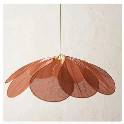 Magnifique luminaire suspendu en forme de fleur