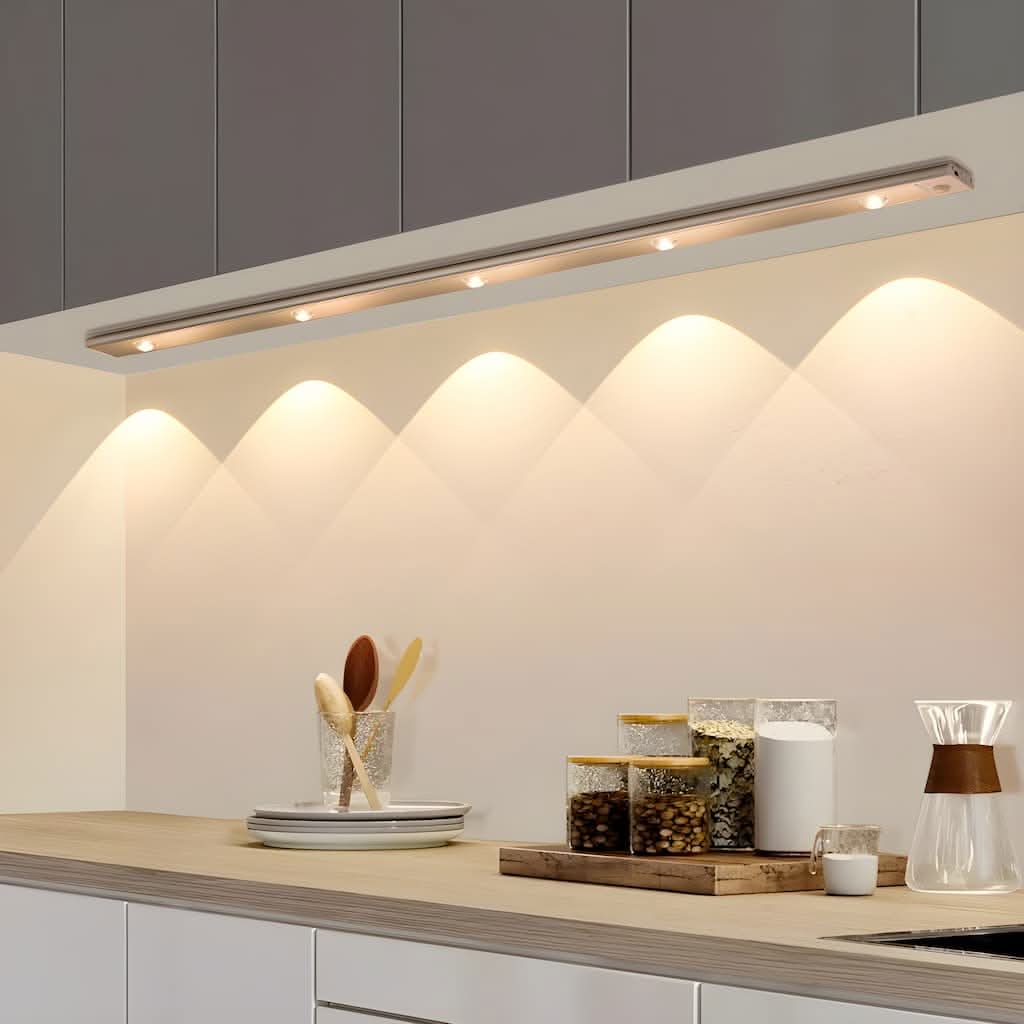 Lampe LED à gradation automatique et détecteur de mouvement