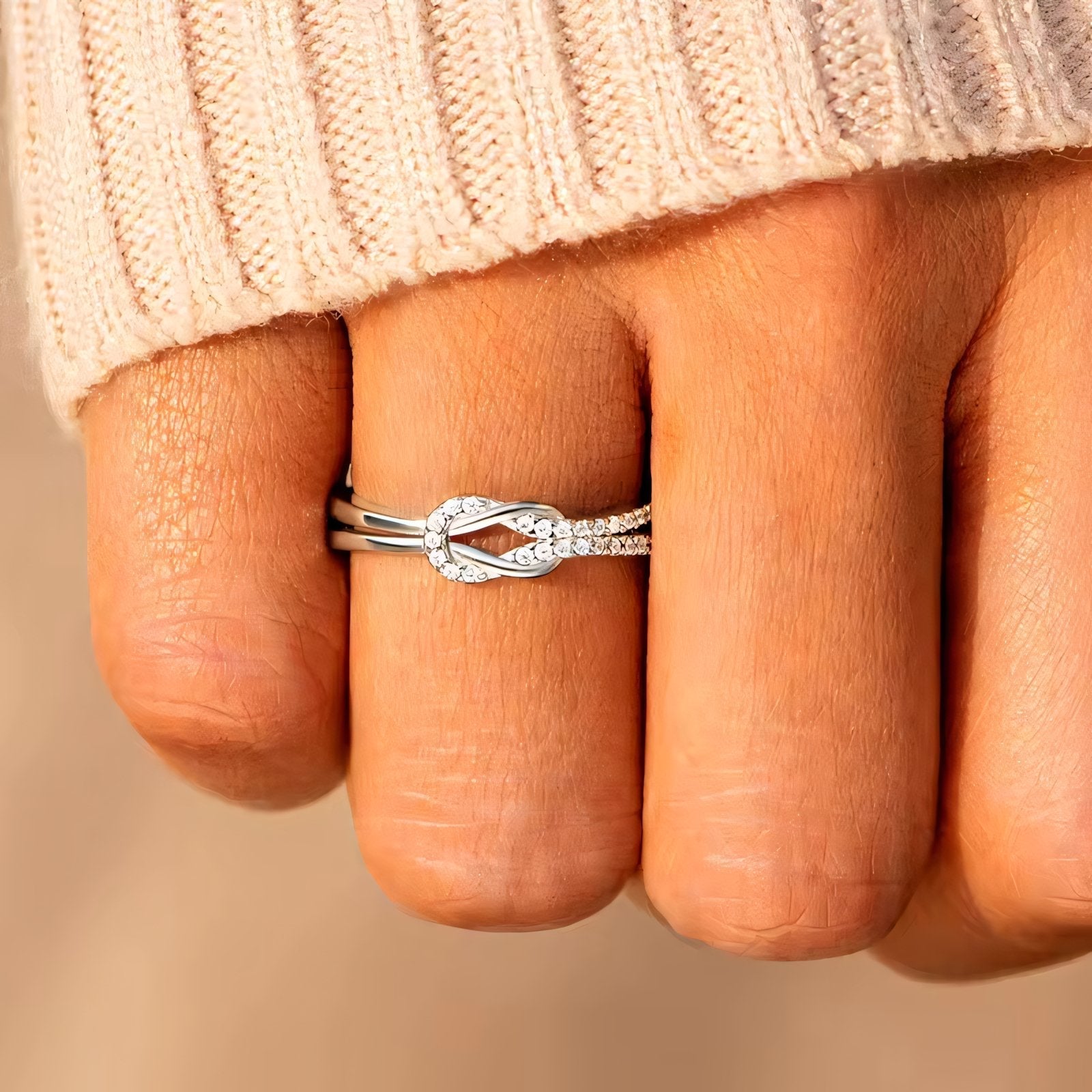 Timeless Interlocked Love Ring - Halri