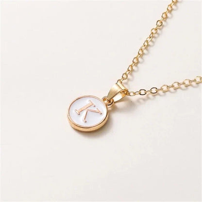 Collier pendentif cercle monogramme or de luxe