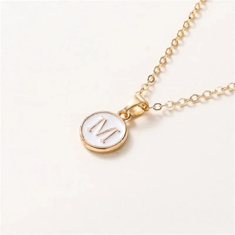 Collier pendentif cercle monogramme or de luxe