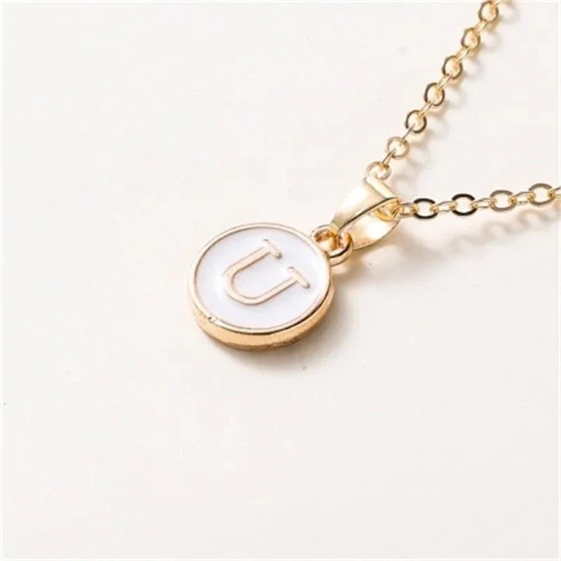 Collier pendentif cercle monogramme or de luxe