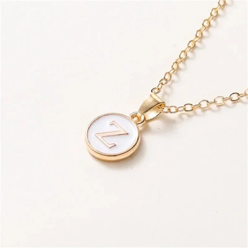 Collier pendentif cercle monogramme or de luxe