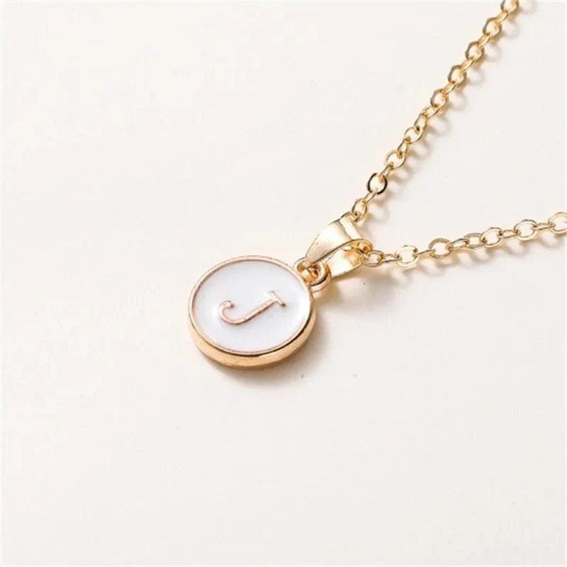 Collier pendentif cercle monogramme or de luxe