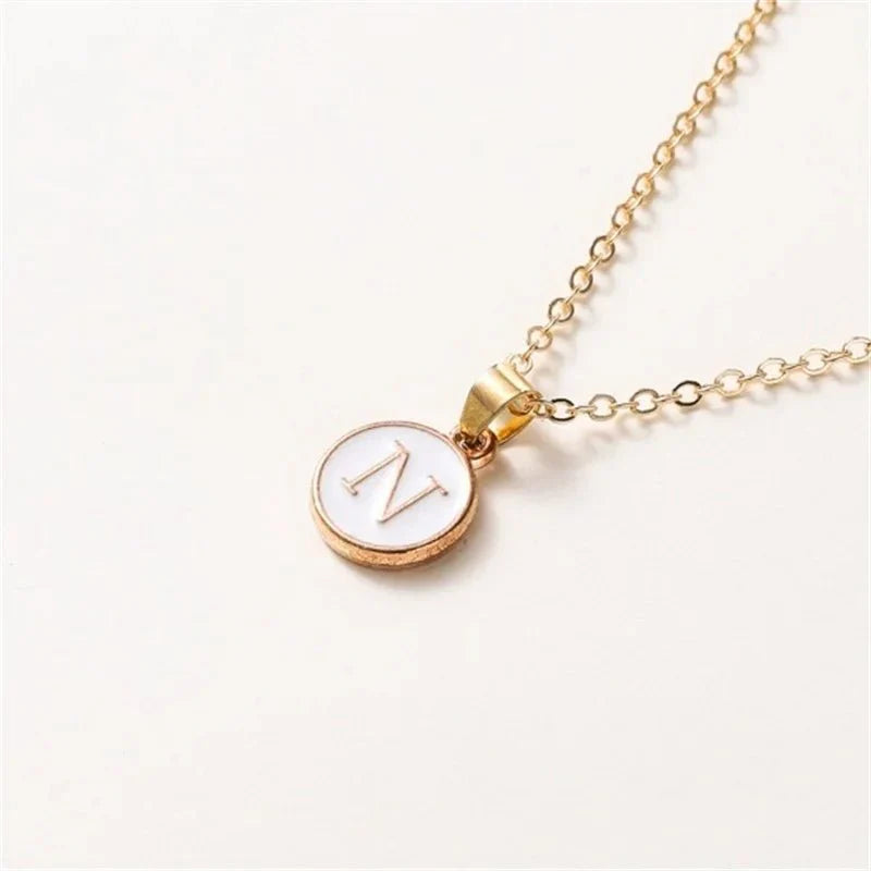 Collier pendentif cercle monogramme or de luxe