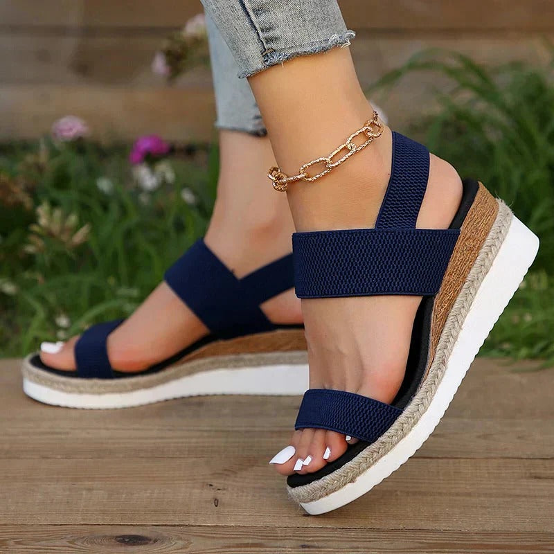 Relaxing Flat Summer Sandals