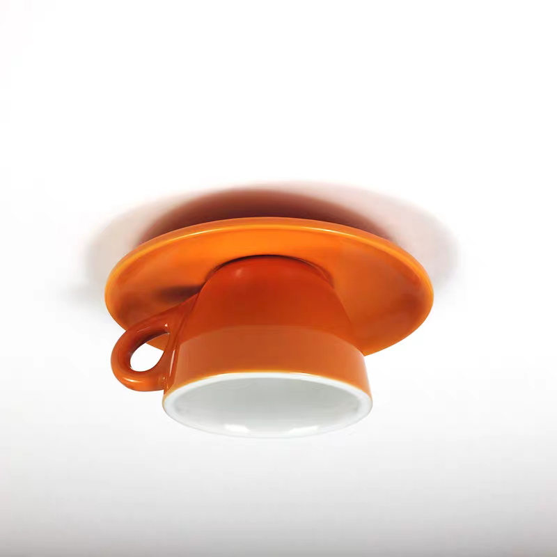 Lustre suspendu en céramique colorée