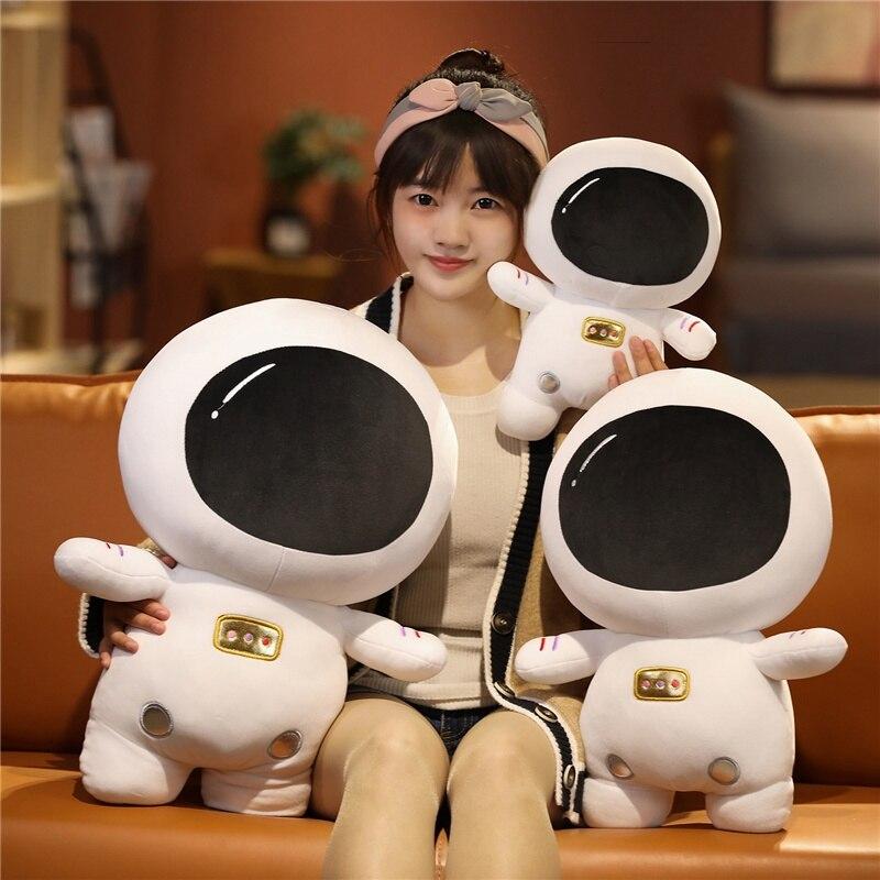 Adorable peluche extraterrestre