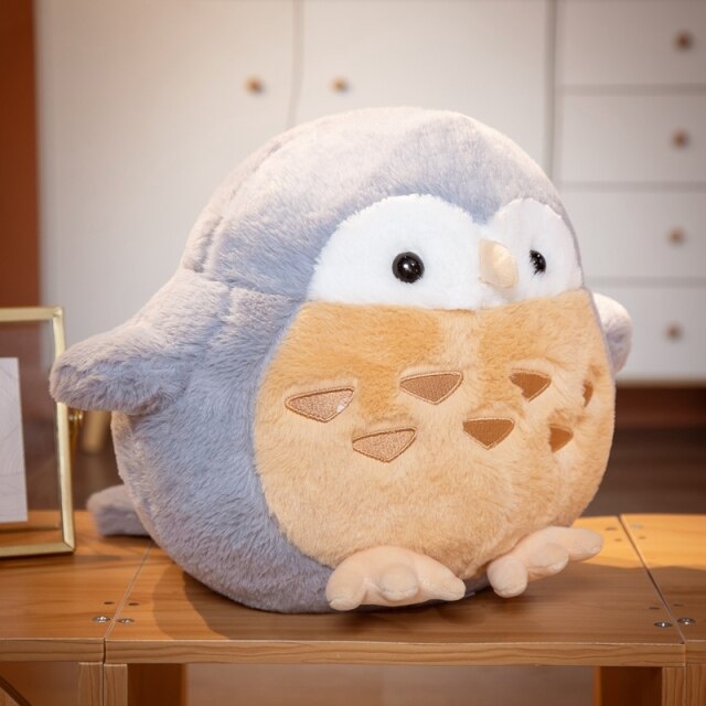 Adorables peluches hibou à grands yeux