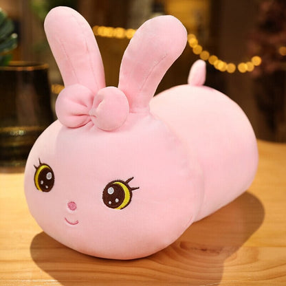 Coussin en peluche lapin mignon