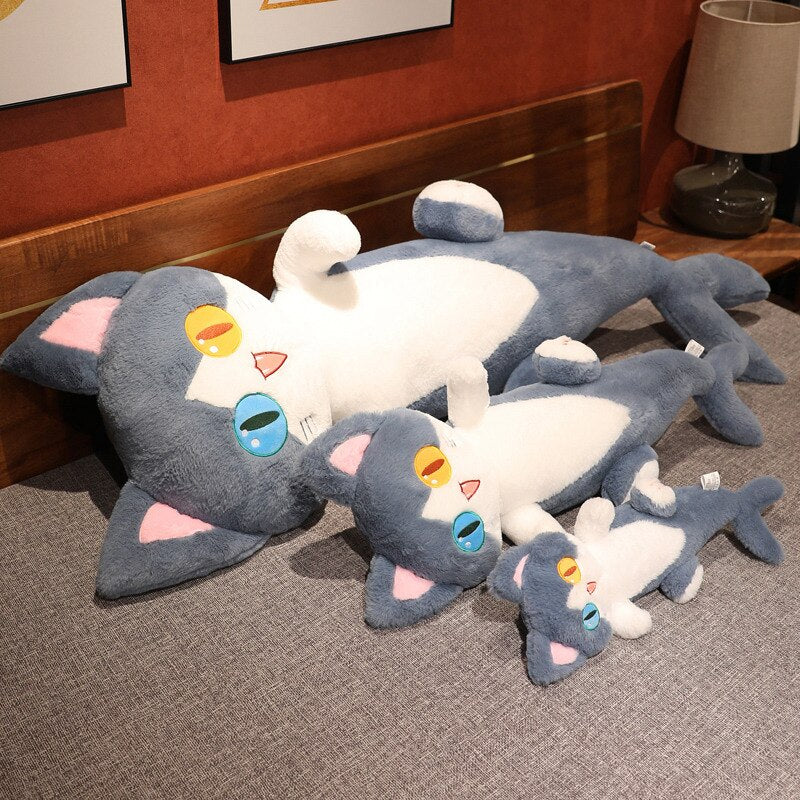 Adorable peluche dauphin et chaton