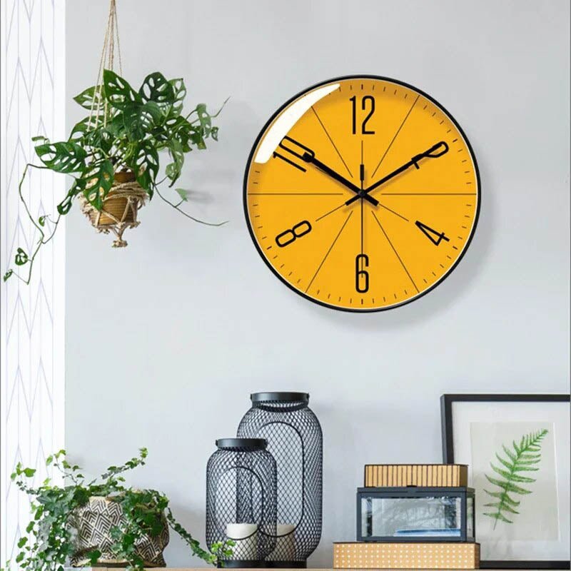 Simple Scandinavian Wall Clock - Halri