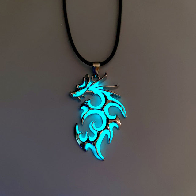 Collier pendentif dragon antique lumineux