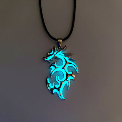 Collier pendentif dragon antique lumineux