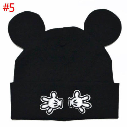 Adorables bonnets doux pour bébés