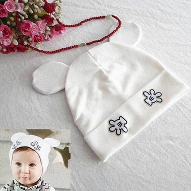 Adorables bonnets doux pour bébés