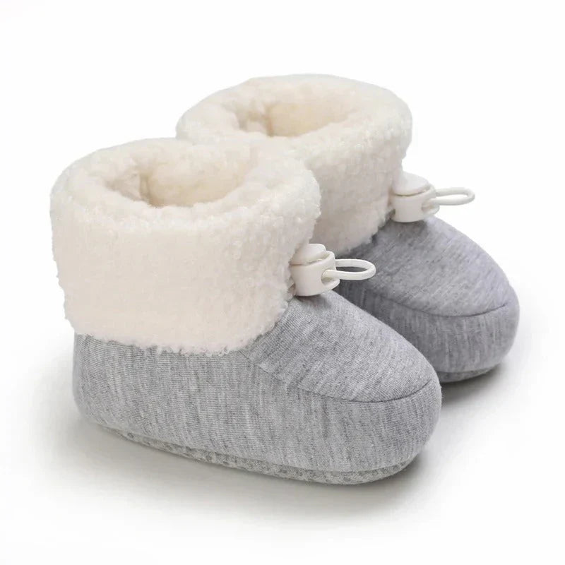 Bottes de neige confortables et isolées pour enfants avec doublure polaire chaude