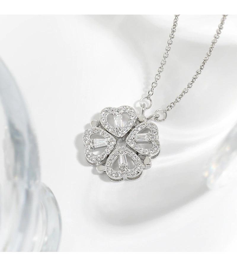 Ravissant collier pendentif cœur en cristal